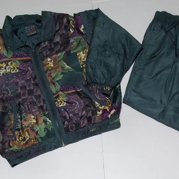 100% silk jogging pant suit. Vintage. - Picture 2 of 16